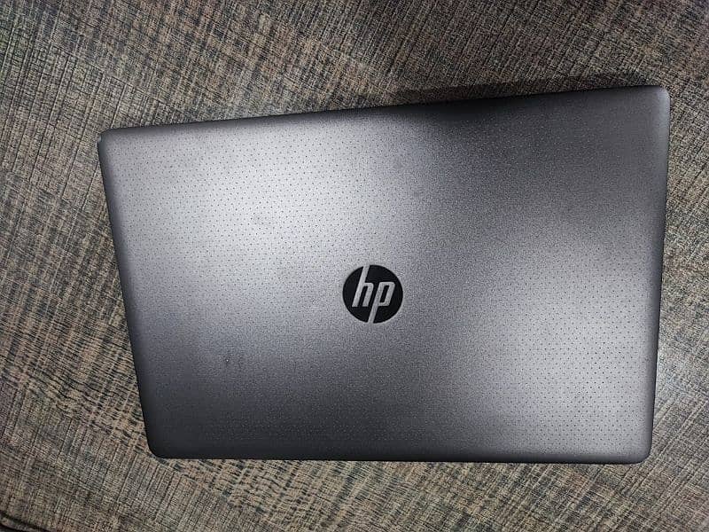 HP ZBook Studio G3 (i7 6th-Gen 16/512 SSD, 4gb NVIDIA) 2