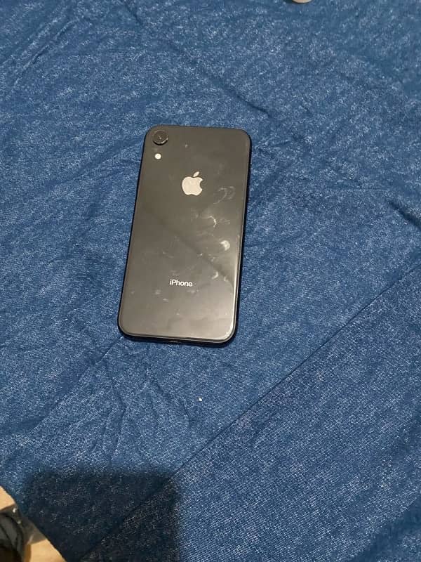 iPhone XR 5