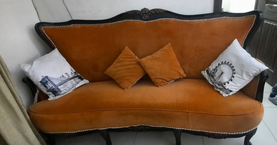 5 seater 2 sofa sets for sale 0