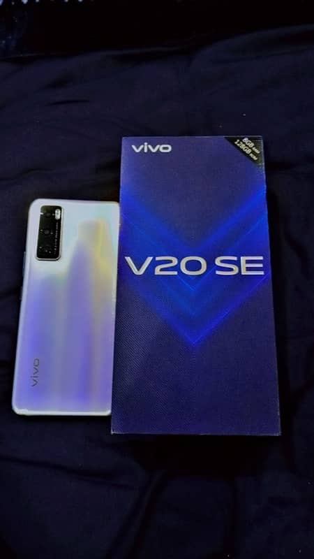 V20 SE 8/128 0