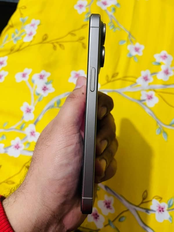 Iphone 15 Pro Max Non PTA 256 GB 4