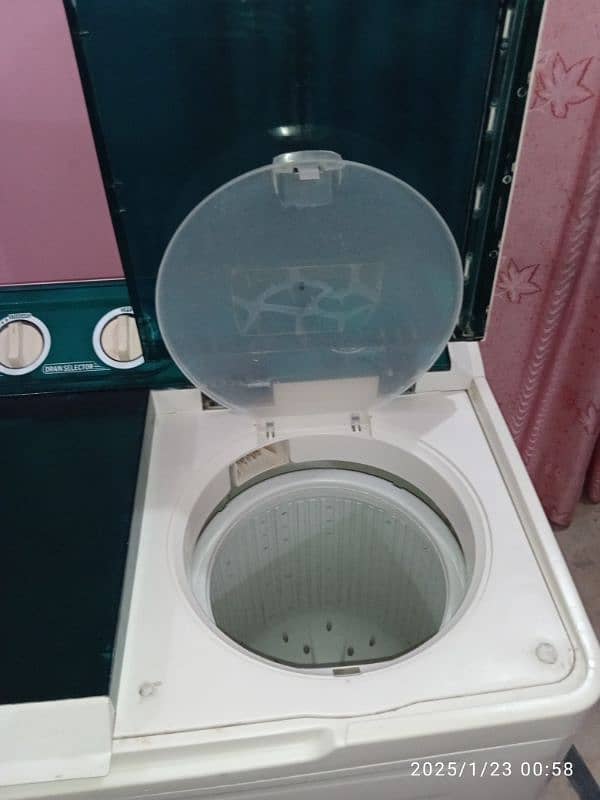 Haier washing machine twin tub model number HWM120BS 14