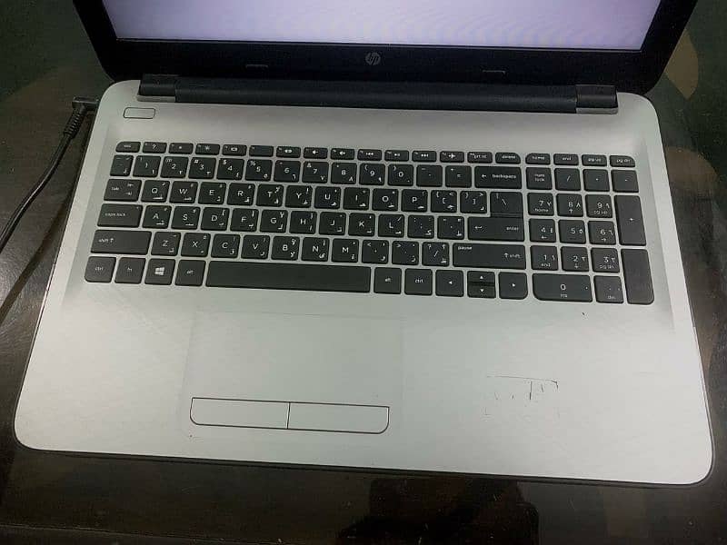 Hp Notebook i3 5th Gernation 6