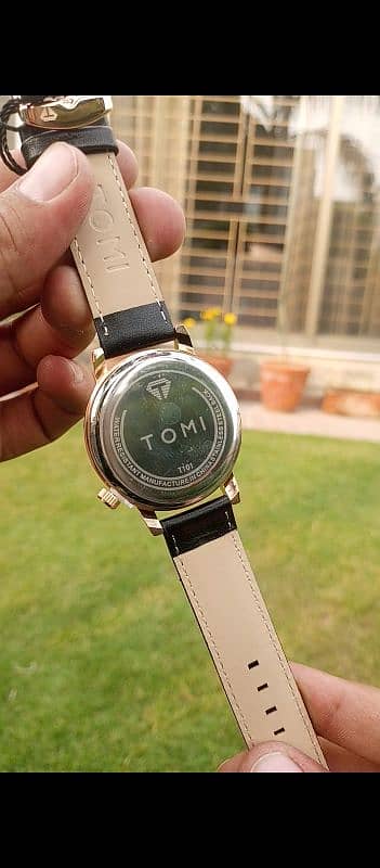 tomi bist Quality watch stylish 1