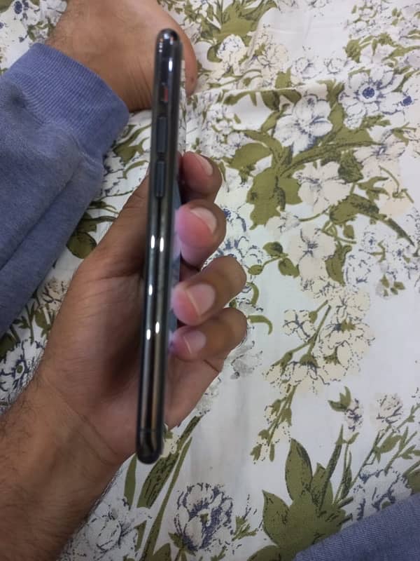 I phone 11pro non pta for sale condition 10/8 5