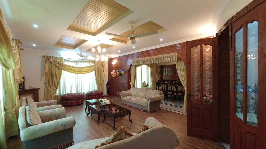 Good 45 Marla House For Sale In Bani Gala 1