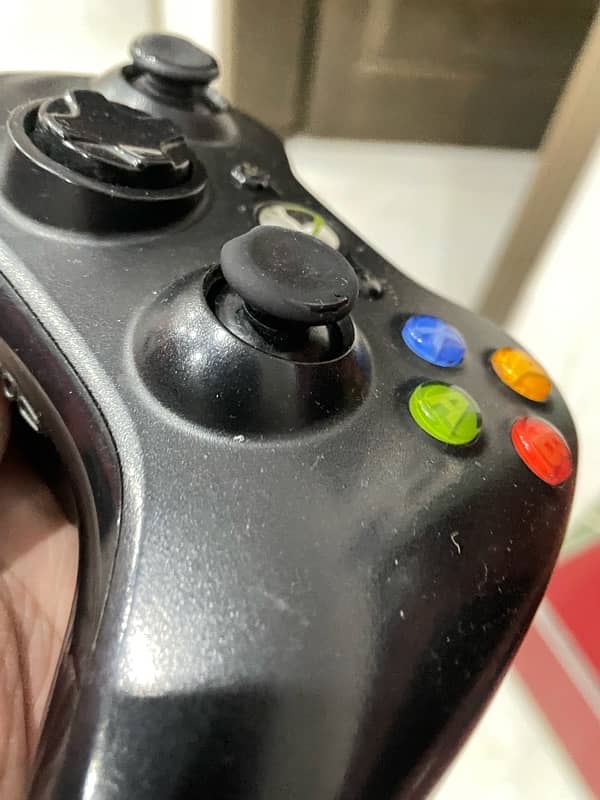 Xbox 360 with all gaming accessories and 2 wireless controllers 5