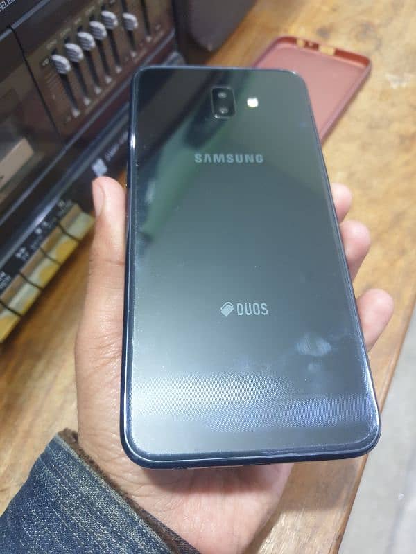 Samsung Galaxy J6 plus 4