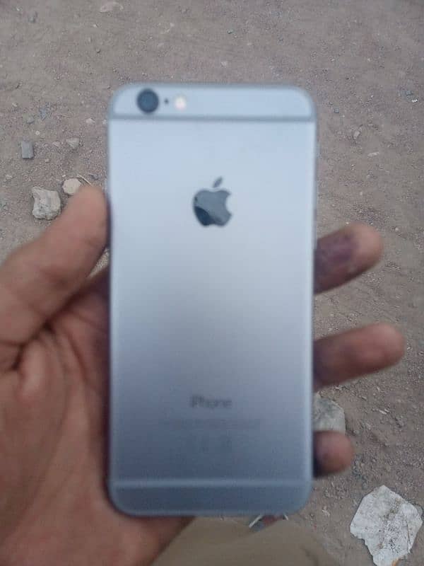 iphone 6 for sale 10/10 hai original hai 100health exchange possible 1