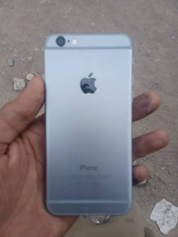 iphone 6 for sale 10/10 hai original hai 100health exchange possible 5