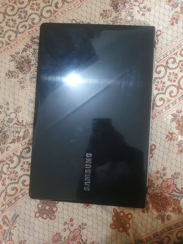 Samsung Galaxy laptop 9