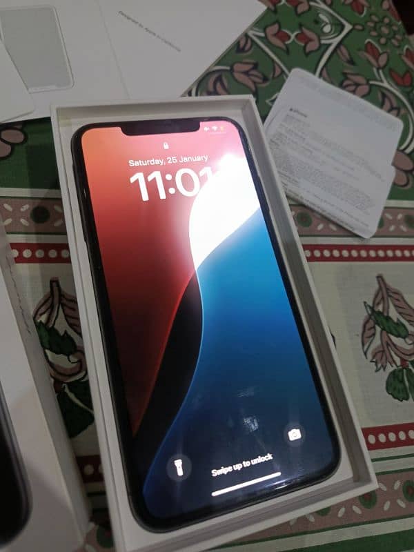 Iphone XSMAX 10/10 BOX PACKED CONDITION 6