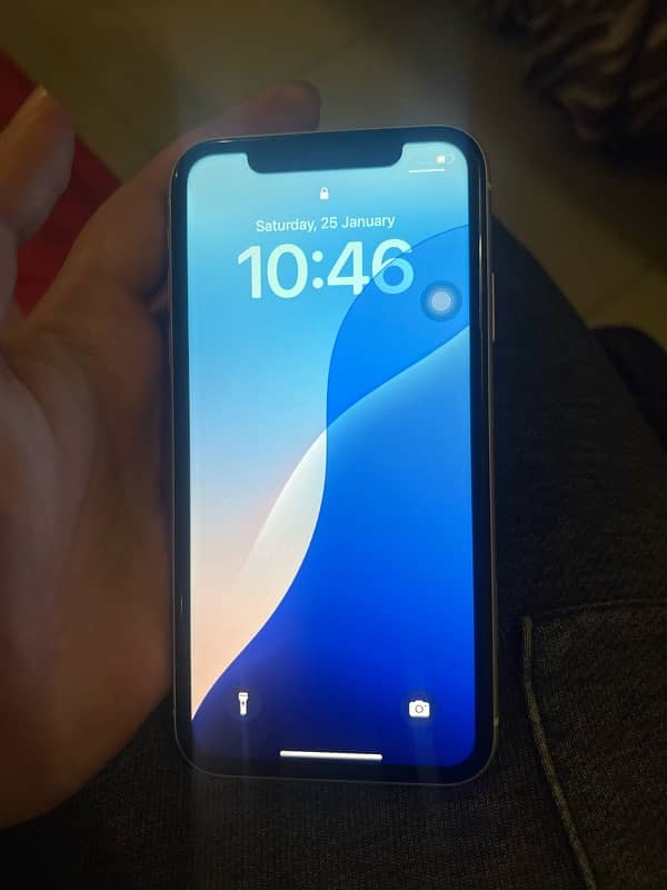 iphone 11  128Gb non pta 5