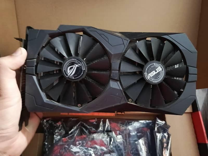 ASUS Dual  Radeon RX 580 OC edition 8GB GDDR5 0