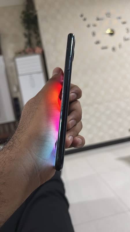 iphone 11 pro max non pta 4