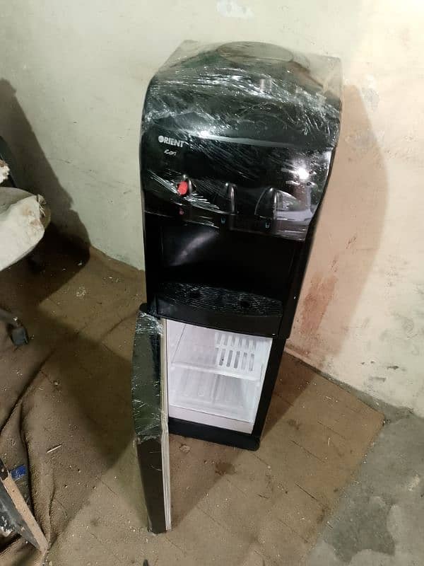 water dispenser very good condition 1