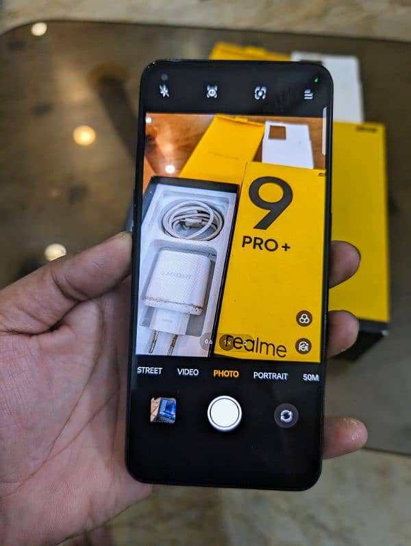 Realme 9 Pro Plus 5G (8gb 128gb) Complete Box 11