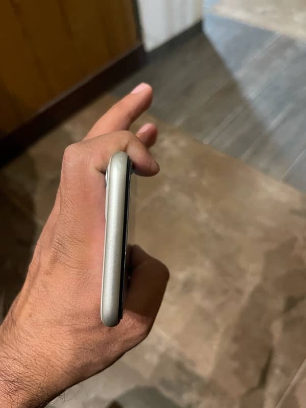 iphone 11 pta approved 4