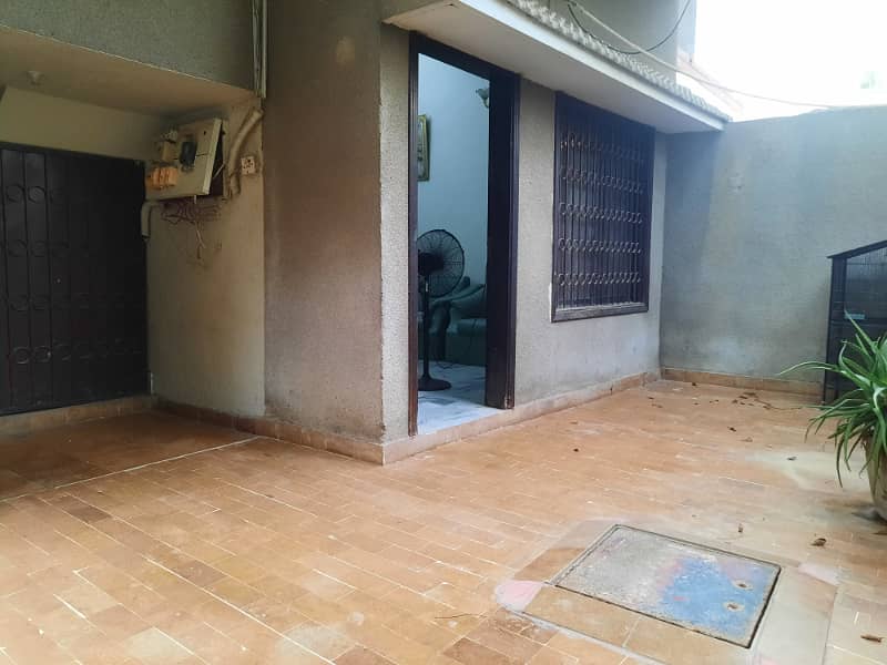 200 sq. yds Double Story Bungalow in Gulshan e Iqbal Block 13C 23