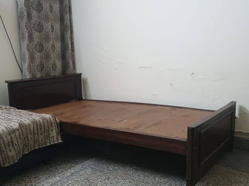 pair of single bed 1