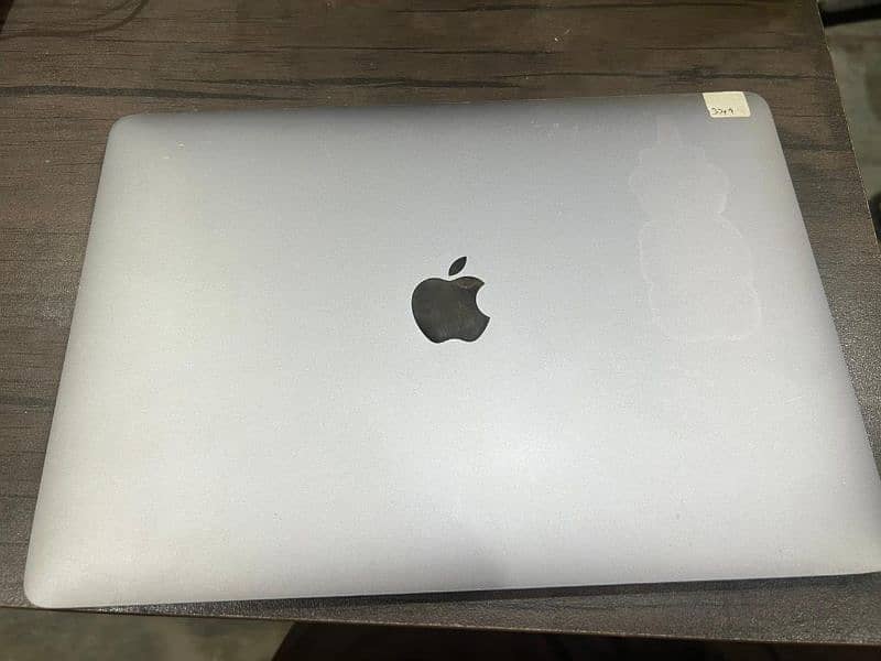 Macbook 2017 pro for sale - Fast, Reliable 2