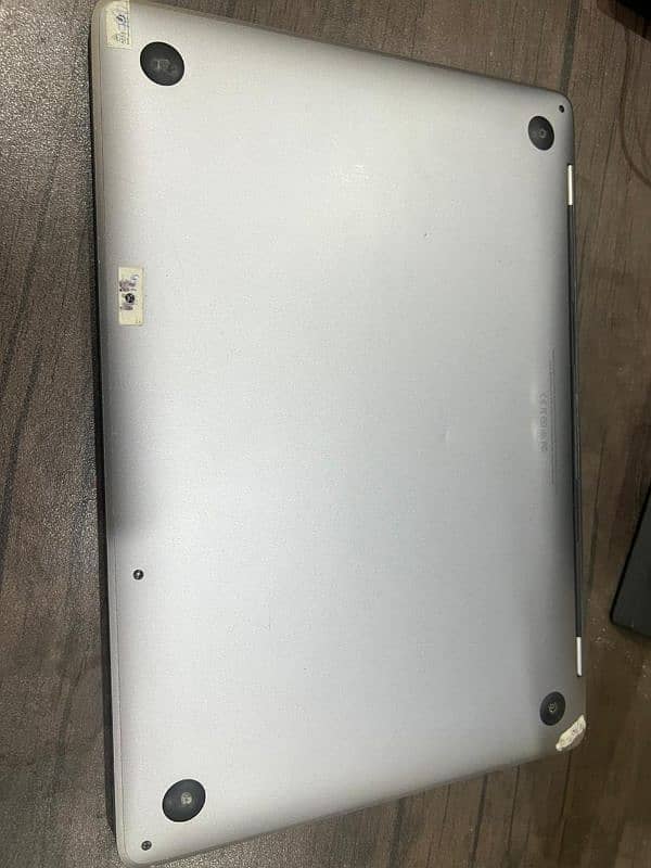 Macbook 2017 pro for sale - Fast, Reliable 3