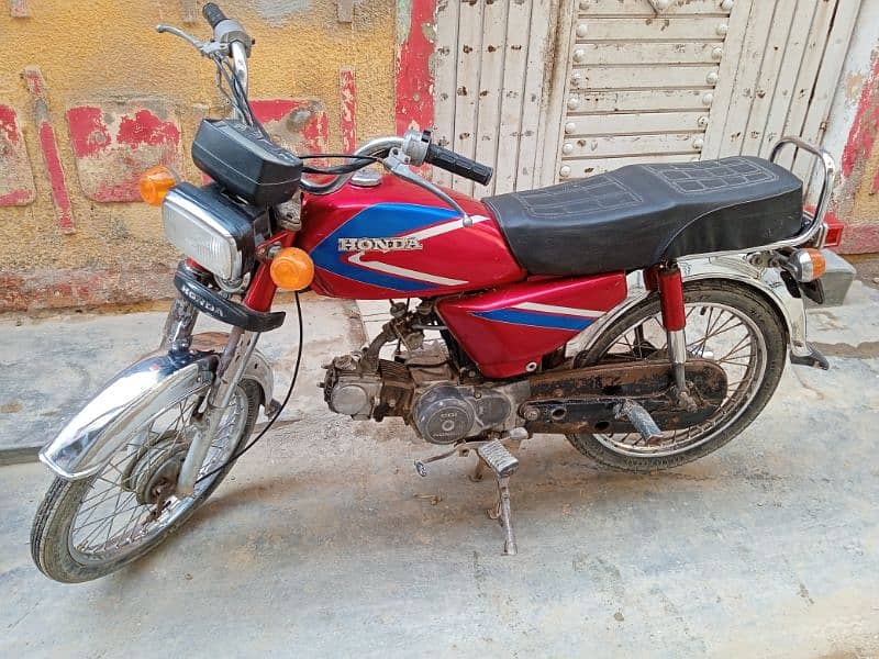 Honda CD 70 5