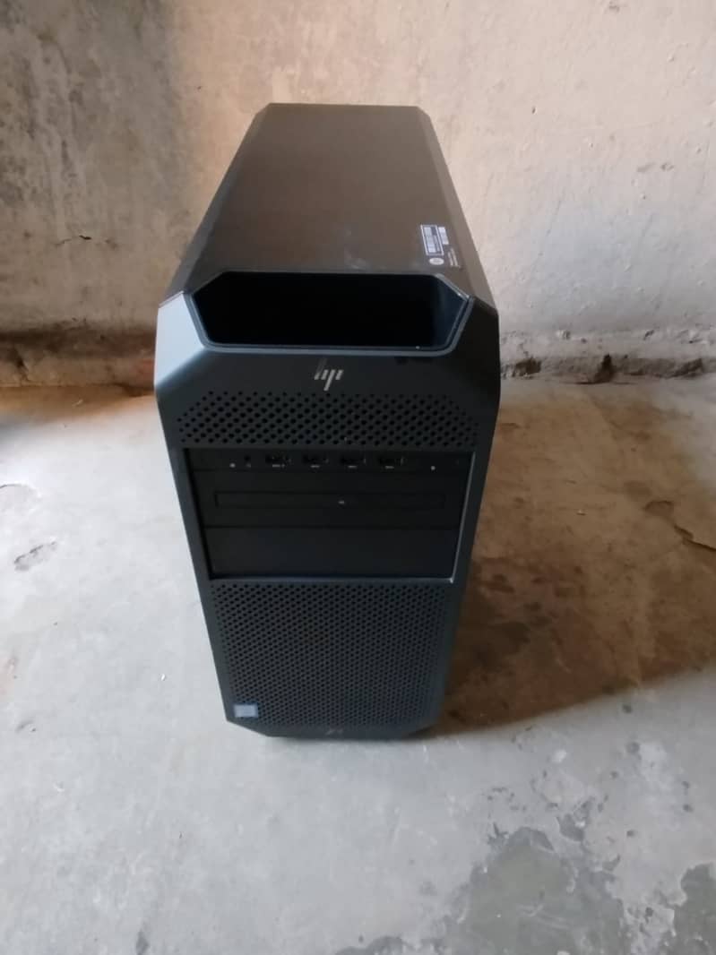 HP Z4 G4 / W 2135 / 32GB DDR4 / 500GB / GTX 1080 8GB 1