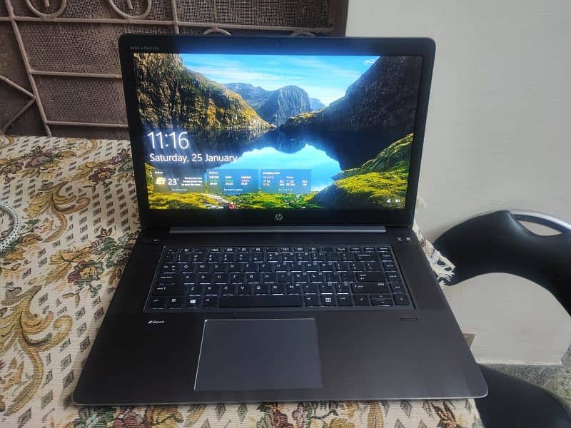 HP ZBook Studio G3 (i7 6th-Gen 16/512 SSD, 4gb NVIDIA) 0