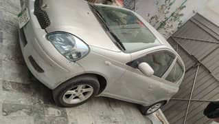 Toyota Vitz 2004