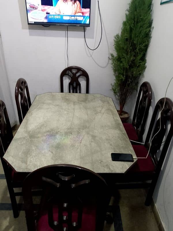 medim size dining table 2