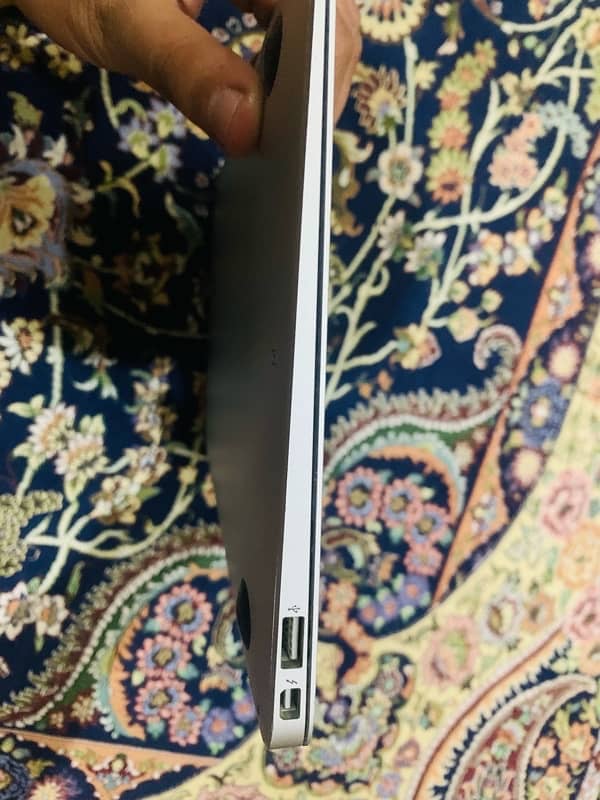 Mac book air 11 9