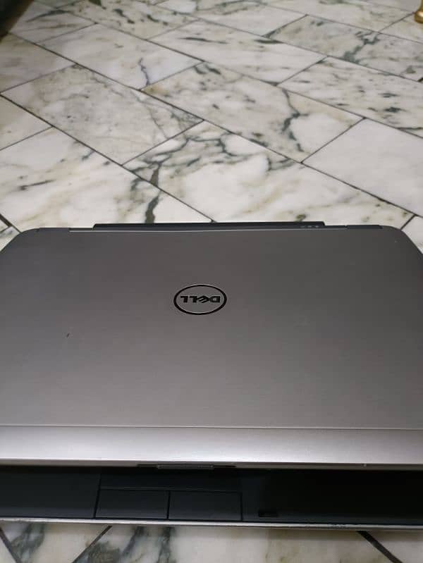 • DELL LATITUDE E6440 - CORE i5 4th Generation +  FULL HD LAPTOP 1