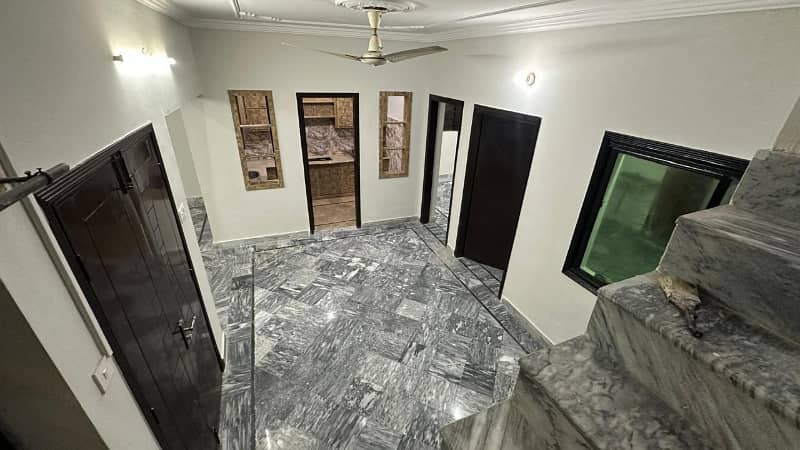 Spret portion available for rent Pani bjli tile floor 0