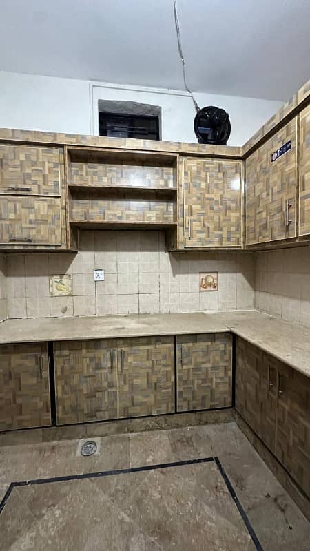 Spret portion available for rent Pani bjli tile floor 1