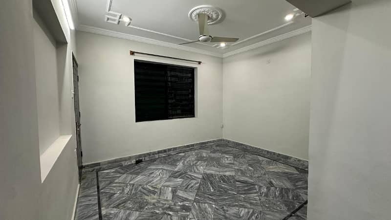 Spret portion available for rent Pani bjli tile floor 5