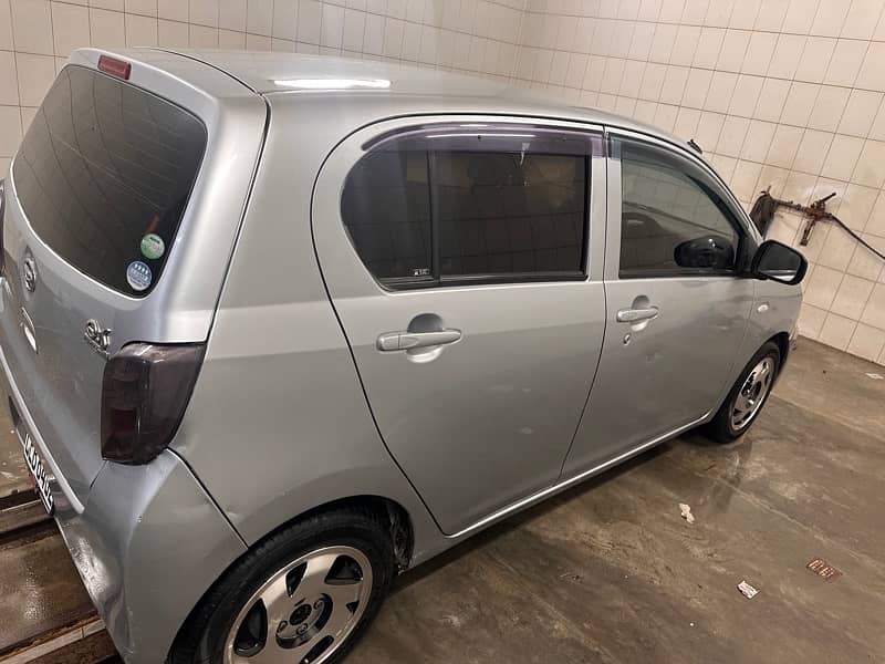 Daihatsu Mira 2015 3