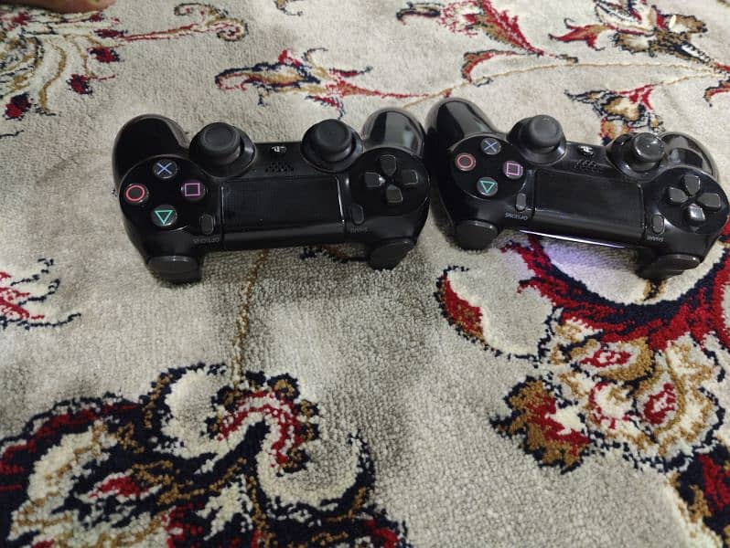 PS4 slim controllers 5