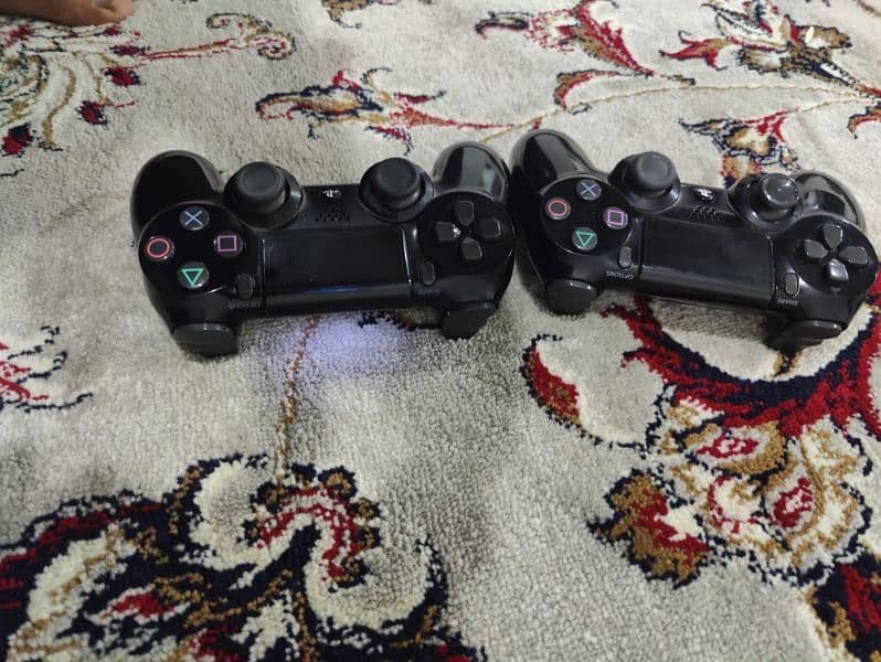 PS4 slim controllers 6