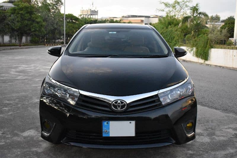 Toyota Corolla Altis 2015 4