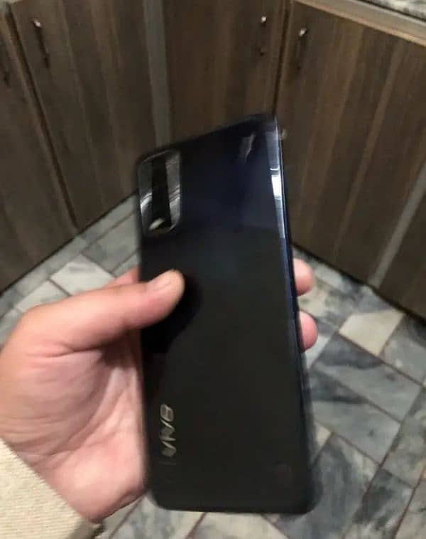 VIVO Y20 4/64 0300-4825334 3