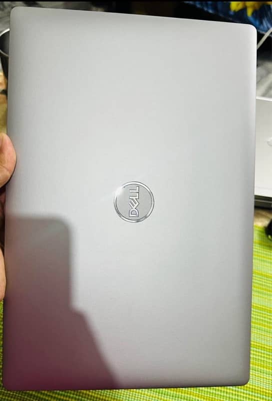 Dell Core i5-10th Generation 1