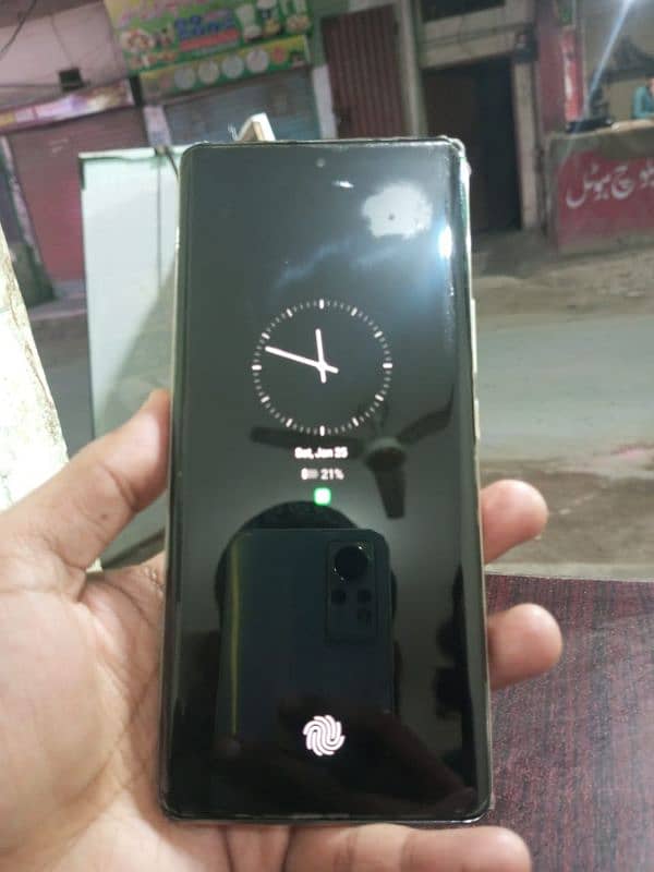 Infinix zero304g 1