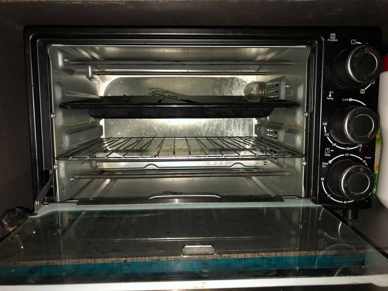 Dawlance Oven i want o replace with Microwave Oven. 2