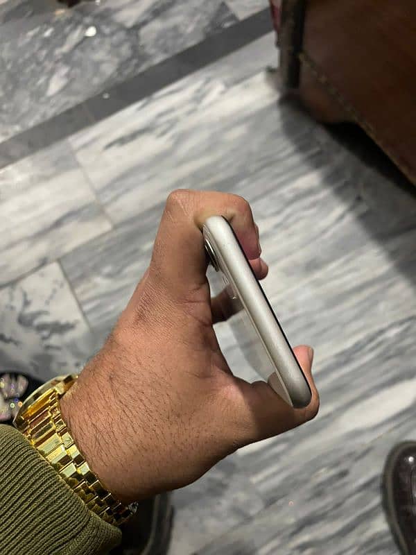 iphone 11 10by 10 non pta 2