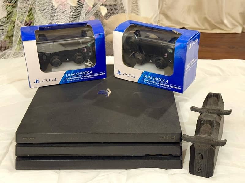 Playstation 4 Pro (USA Edition) 1