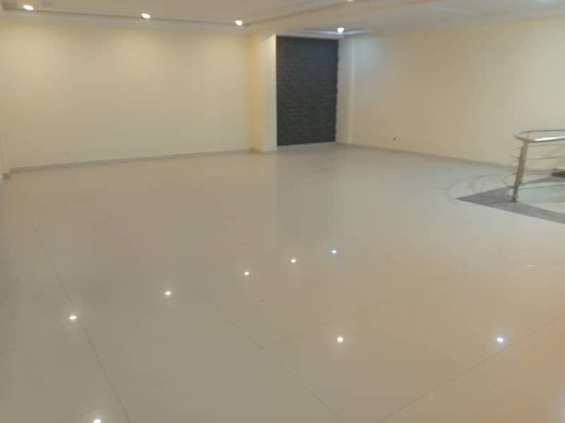 Commerical hall for rent in civic center phase 4 bahira town Rawalpindi 1