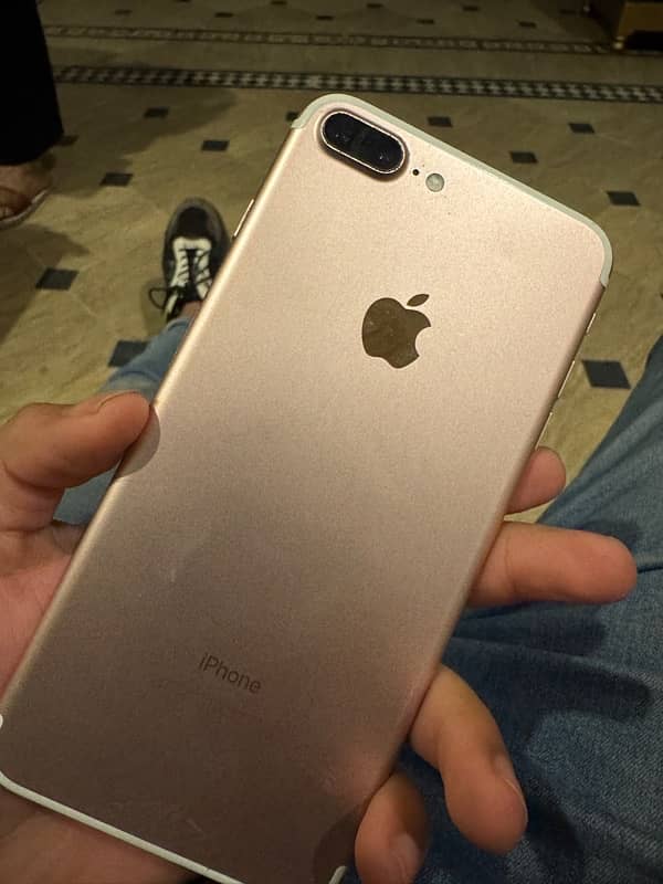 i phone 7 plus 0