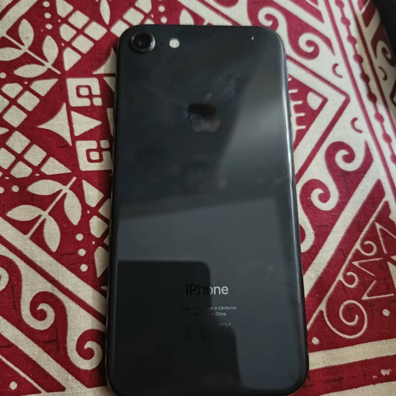 Clean iphone 8 without box non pta best for gaming and school student 3