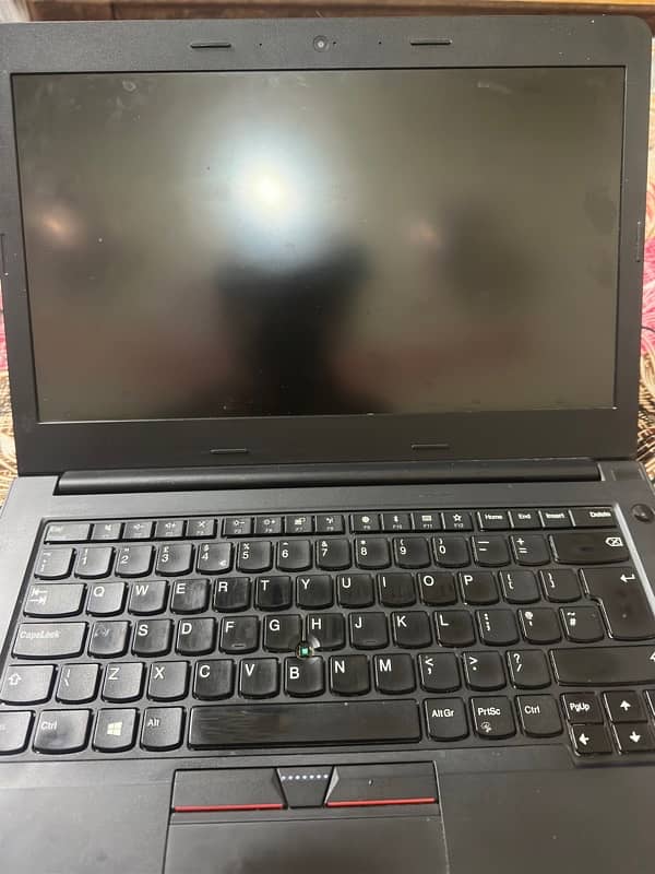 Lenovo i5 7 gen 8gb ddr4 6